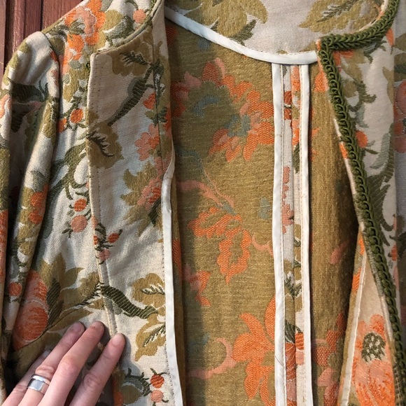 Vintage Cropped Brocade Kimono Jacket - Picture 7 of 8